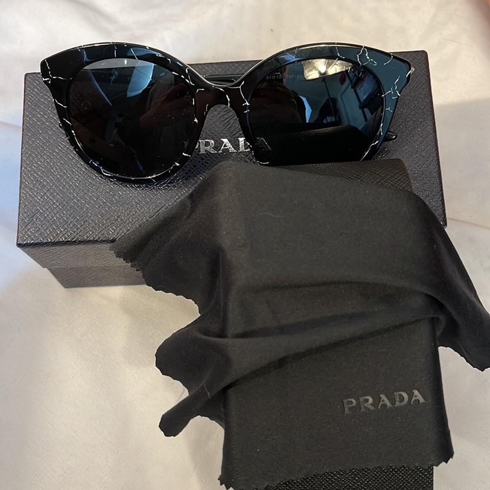 Prada Full Set Sunglasses